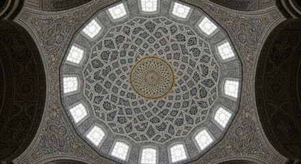 Obraz premium Intricate Islamic Dome Ceiling with Geometric Patterns and Natural Light.