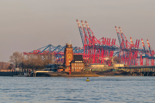 Pilot station Seemansh�ft and container terminal at Elbe river in Hamburg