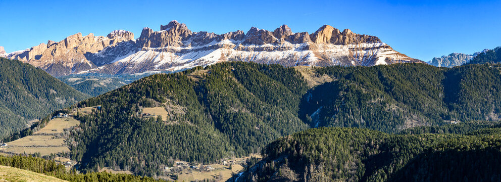 Dolomiti, monte Latemar e monte Catinaccio