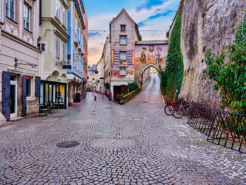 View of Gleinkergasse and Schnallentor Gate in Steyr