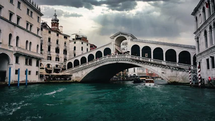 Fotobehang Rialtobrug Rialto Bridge Over Grand Canal (Moody Sky)  © Dominic
