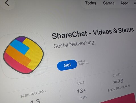 ShareChat app logo on ipad IOS screen