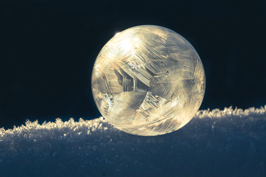 Frozen bubble 