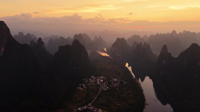Xianggong Mountain Sunrise aerial view over Li River&rsquo;s karst landscape, Yangshuo, Guilin, China
