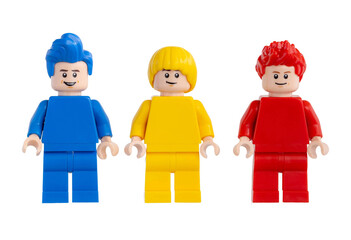 Naklejka premium Dortmund - Deutschland 16. Januar 2026 Lego Minifiguren in den Farben blau, gelb und rot- Studio Aufnahme