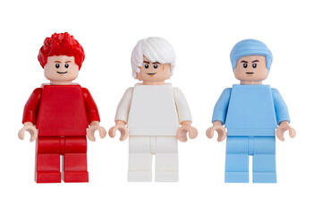 Naklejka premium Dortmund - Deutschland 16. Januar 2026 Lego Minifiguren in den Farben rot weiß und blau - Studio Aufnahme