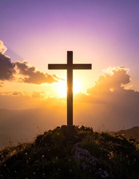 Imagen conceptual de Semana Santa con cruz en silueta y luz espiritual al amanecer. Escena sobria que transmite fe, recogimiento y reflexi&oacute;n, ideal para dise&ntilde;o editorial y religioso.