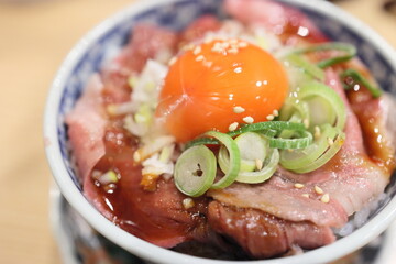 スタミナ抜群焼肉丼