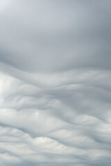 Obraz premium Dramatic Grey Asperitas Cloud Formation with Wavy Undulating Texture