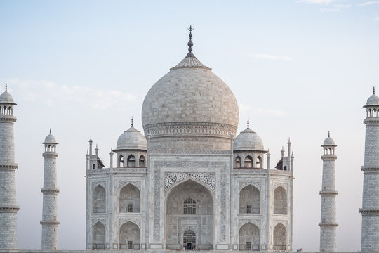 taj mahal agra india