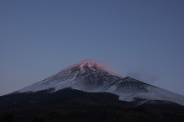 早朝の冬富士