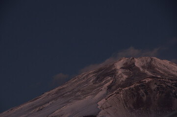 明け方の富士山
