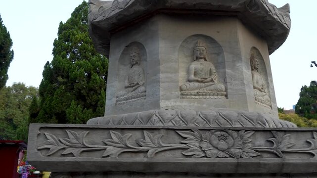 The Taipingguo Temple Pagoda in Kaifeng City, Henan Province, China, was built during the Northern Qi Dynasty (555 AD). It is a renowned Buddhist temple in China. 