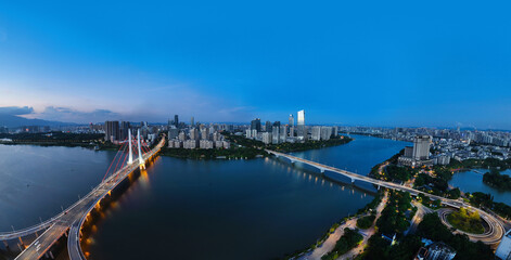 Obraz premium Huizhou City, Jiangbei CBD, Huizhou Bridge, Hesheng Bridge Aerial Photography