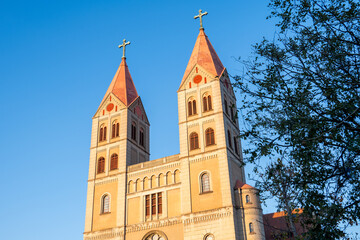 Obraz premium Cityscape of Qingdao with St. Michael’s Cathedral