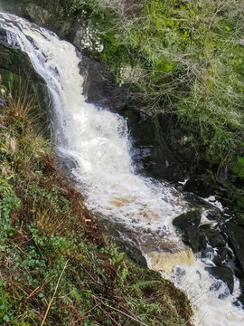 Ingleton Waterfalls Trail, Yorkshire &ndash; Scenic Forest Waterfall Landscape