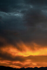 Obraz premium Ciel d'orage au coucher du soleil