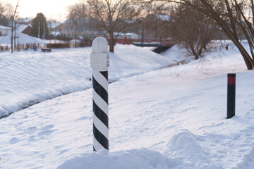 Border post on the Latvian-Estonian border © talavietis