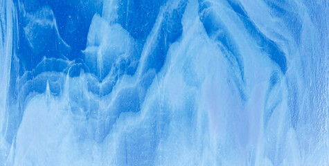 Free-Flowing Colors in Liquid Art with an Ethereal Touch