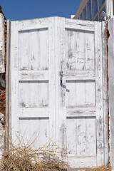 alte wei&szlig;e Holzt&uuml;r