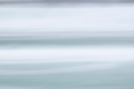 Serene Minimalist Abstract Background with Soothing Horizontal Motion Blur