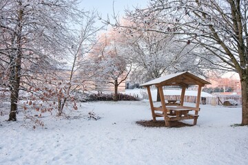 Paysage urbain exceptionnel sous la neige sur l'&icirc;le de Nantes