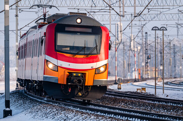 The railway in action. Passenger train.  © Tomasz Warszewski