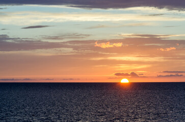 Obraz premium sunset over the sea