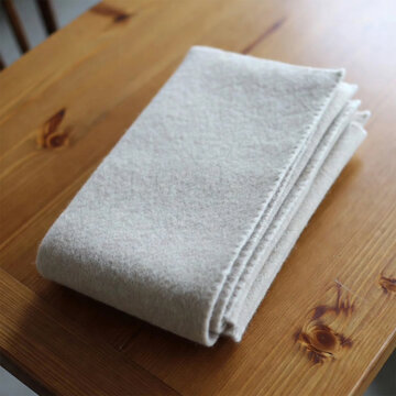 scarf, muffler, winter accessory, warm item, knit scarf, wool scarf, fashion accessory, daily look, winter fashion, minimal design, cozy fit, couple item, gift item, soft texture, cold weather accesso