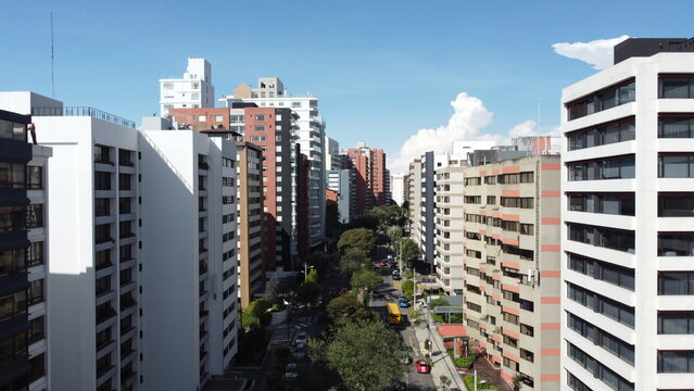 EDIFICIOS QUITO