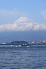 港と富士山