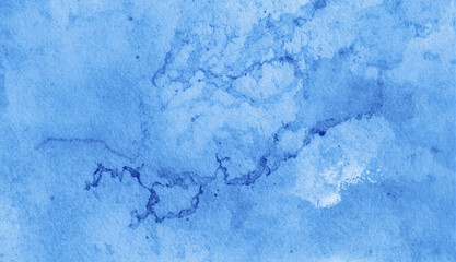 Obraz premium Tranquil Light Blue Sky Watercolor with Wispy Clouds from Airplane Window Perspective Soft Brushstroke Dreamy Serenity and Freedom