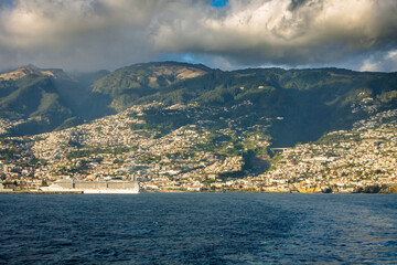 Obraz premium Mountainous coast of Funchal. Madeira, Portugal
