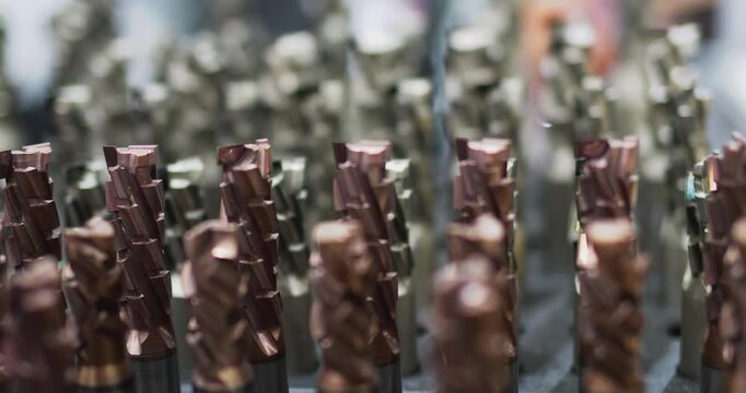 Industrial milling cutters and drill bits manufacturing