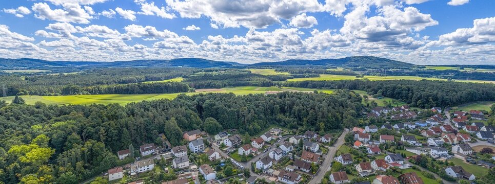 Die Gemeinde Ottensoos im N&uuml;rnberger Land in MIttelfranken von oben 