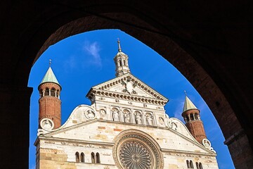 cremona, italien - cattedrale di santa maria assunta