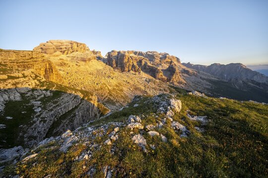 View of rocky mountain peaks of the Brenta Mountains at sunset, Alpengl&uuml;hen, mountain landscape on the Grost&eacute; Plateau, Brenta, Parco Naturale Brenta-Adamello, Trentino, Italy