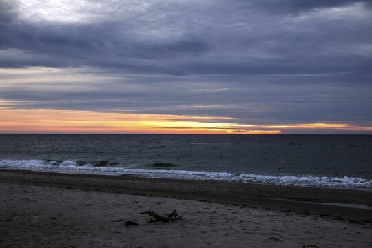 Dramatic clouds, evening light, sunset, Weststrand Dar&szlig;, Baltic Sea, Fischland-Dar&szlig;-Zingst, Western Pomerania Lagoon Area National Park, Mecklenburg-Western Pomerania, Germany