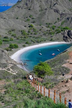 Starting from Labuan Bajo