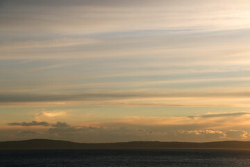 Naklejka premium Colorful sunset or sunrise sky over the sea.