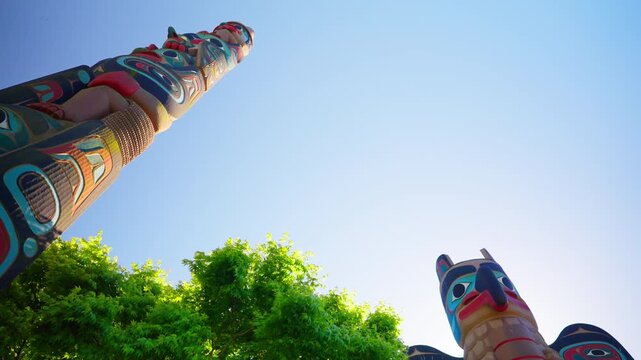 Totem pole of the Jamestown S&rsquo;Klallam Tribe, showcasing traditional Native carving and cultural symbolism. Ideal for indigenous heritage, culture, and documentary footage