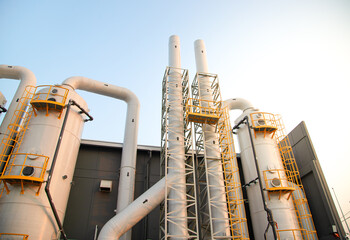 Industrial exhaust air treatment system or wet scrubber system