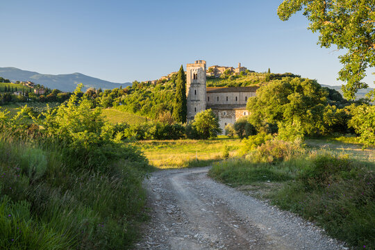 Abtei Sant&rsquo; Antimo, Castelnuovo dell'Abate, Toskana, Italien