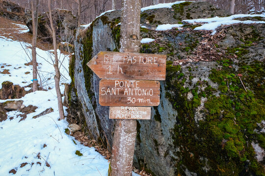 Trekking paths signs in Alagna Valsesia, at the slopes of Rosa Massif, during wintertime. It has located in Piedmont Region (Northern Italy) and it's a rinomate ski resort.