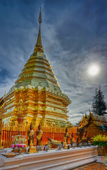 Pagode im Wat Phra That Doi Suthep-Kloster
bei Chian Mai in Nordthailand