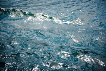 Woda na jeziorze © Mapi