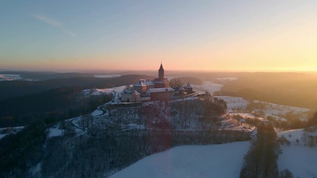 Leuchtenburg bei Jena (Th&uuml;ringen) im Winter - Drohne
