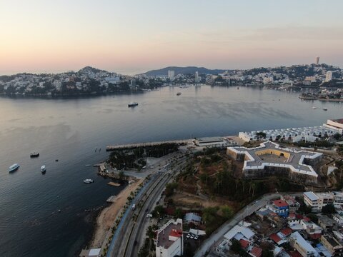 vista a&eacute;rea de la Bah&iacute;a de Acapulco