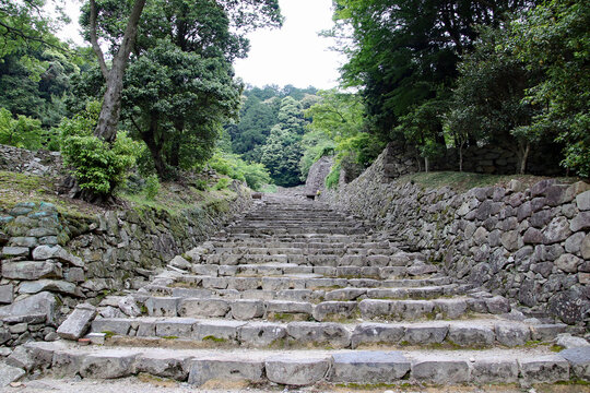 織田信長の安土城址　大手道登り口