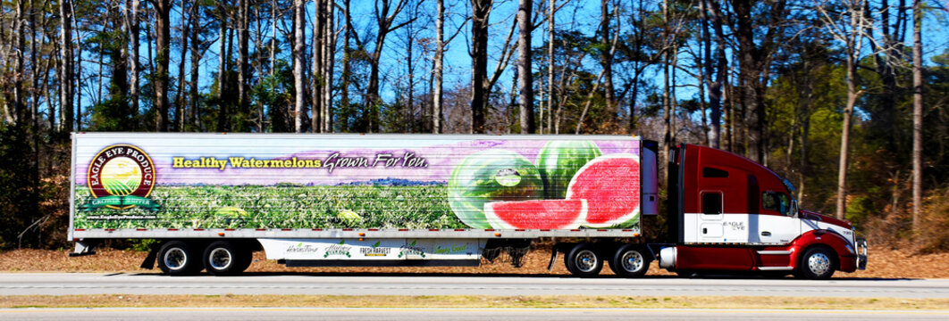 Eagle Eye Produce company truck, Interstate 95, North Carolina, USA